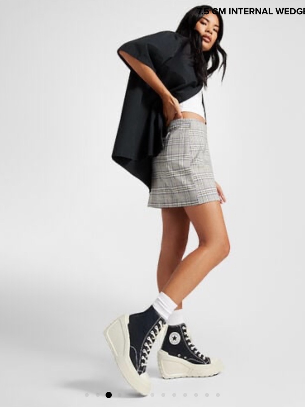 Converse Chuck 70 De Luxe Wedge Platform High-Top Sneakers - Picture 3 of 8